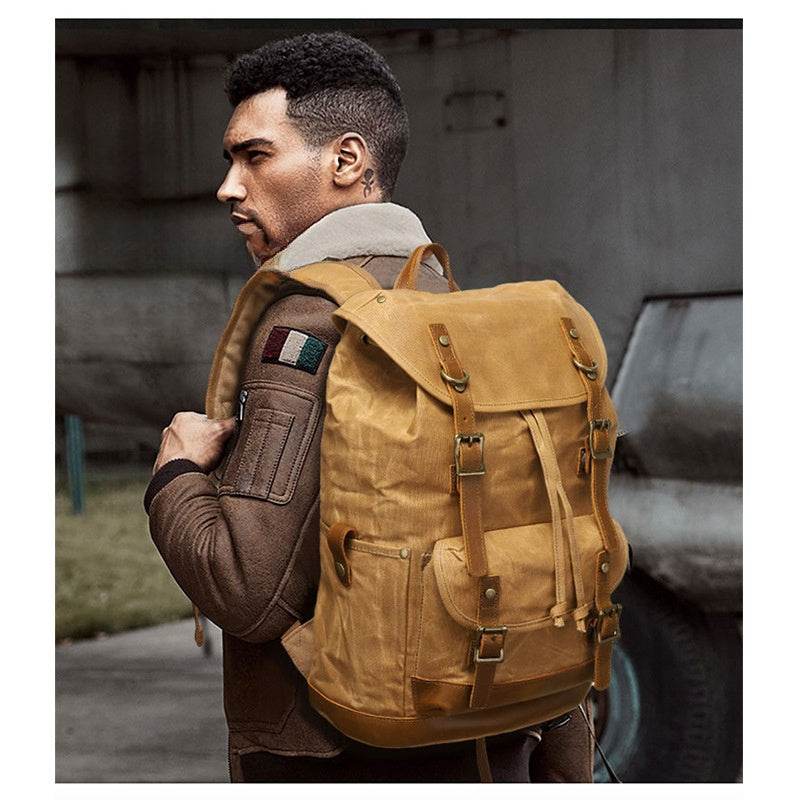 Wax canvas bag with leather